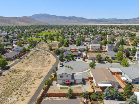 View/Area - 18201 Silverleaf Ct, Reno, NV 89508 photo 4 of 5