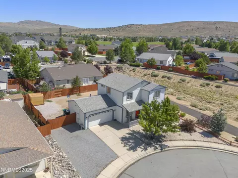 View/Area - 18201 Silverleaf Ct, Reno, NV 89508 photo 2 of 5