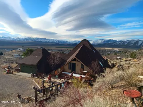1300 Sandstone Dr, Wellington, NV 89444