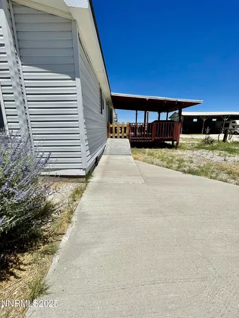Exterior - 2405 Silas St, Fallon, NV 89406 photo 5 of 8