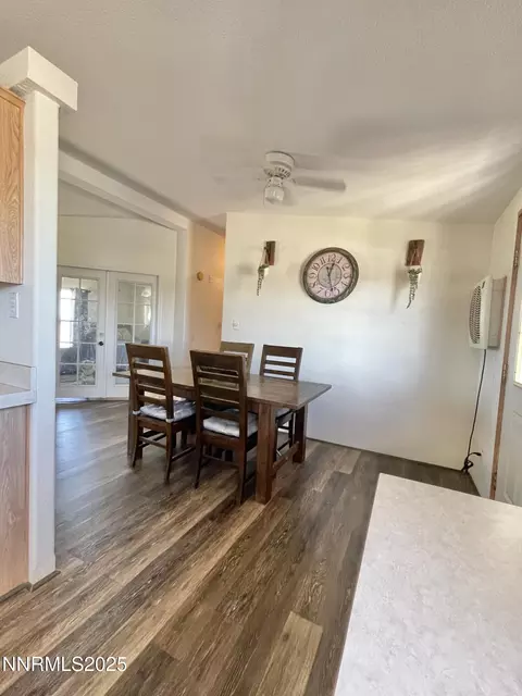 Dining - 2405 Silas St, Fallon, NV 89406 photo 2 of 4