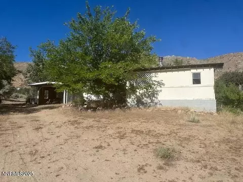 147 Shetler Dr, Coleville, CA 96107