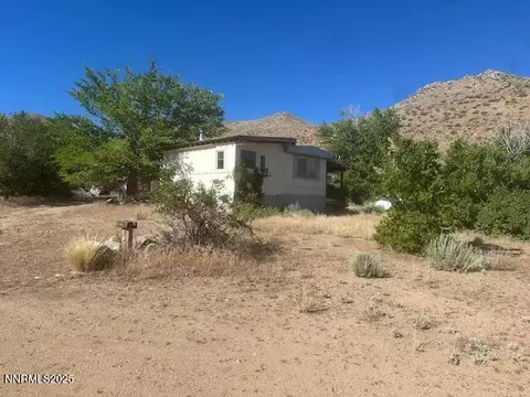 147 Shetler Dr, Coleville, CA 96107 photo 4