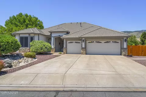 490 Norfolk Dr, Carson City, NV 89703