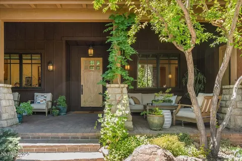 5695 Alpinista Cir, Reno, NV 89511