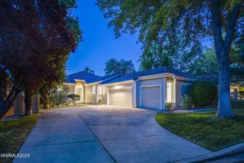 4033 Clover Creek Ct, Reno, NV 89519