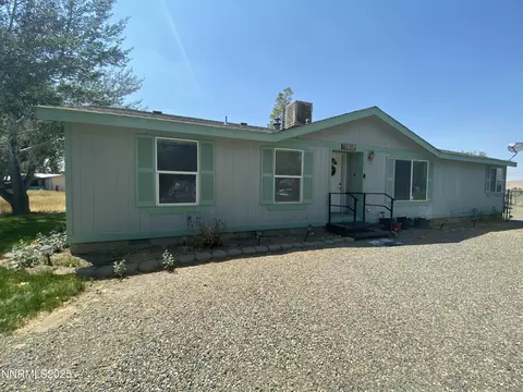 4125 Golden Cir Dr, Winnemucca, NV 89445