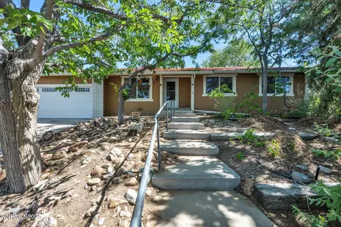 1425 Julie Ct, Reno, NV 89509