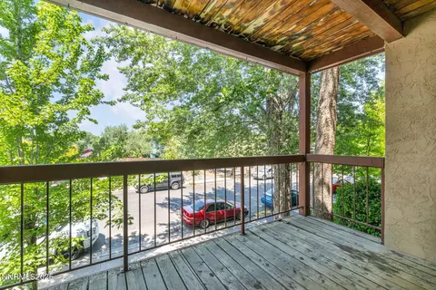 2955 Lakeside Dr #203, Reno, NV 89509