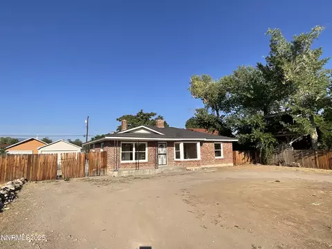 1855 Mccloud Ave, Reno, NV 89512