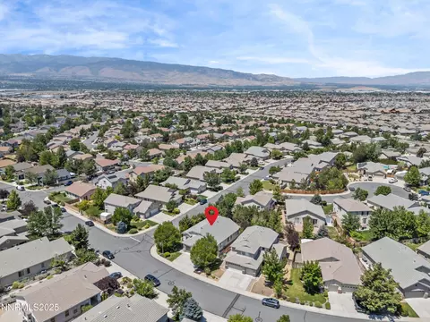 View/Area - 10095 Cascade Falls Dr, Reno, NV 89521 photo 8 of 13