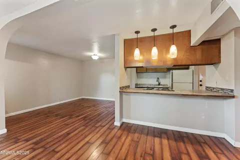 2955 Lakeside Dr UNIT 137, Reno, NV 89509