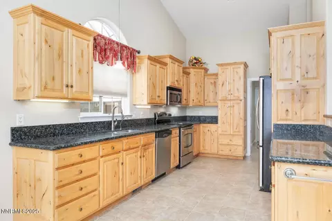 Kitchen - 929 Conifer Dr, Fallon, NV 89406 photo 1 of 3