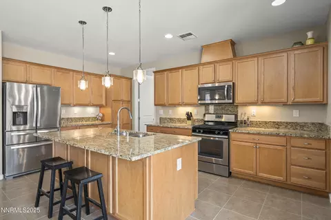 Kitchen - 2280 Hyperion Ln, Reno, NV 89521 photo 4 of 4