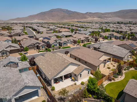 View/Area - 2280 Hyperion Ln, Reno, NV 89521 photo 4 of 17
