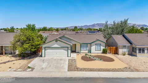 518 Garden Cir, Fernley, NV 89408