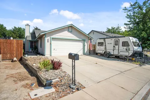1716 Woodtrail Dr, Sparks, NV 89434