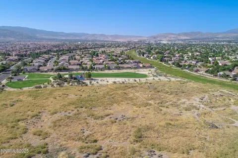 View/Area - 9579 Mammoth Ct, Reno, NV 89521 photo 5 of 9