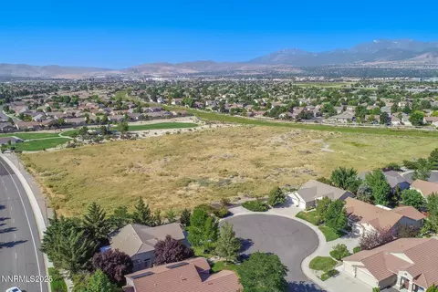 View/Area - 9579 Mammoth Ct, Reno, NV 89521 photo 6 of 9