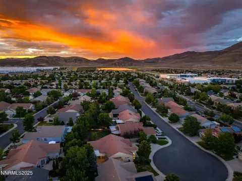 View/Area - 9579 Mammoth Ct, Reno, NV 89521 photo 8 of 9