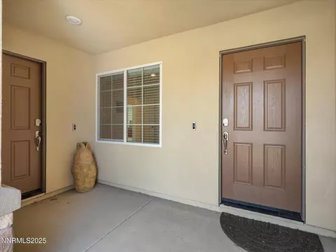 300 Littondale Dr, Sparks, NV 89441
