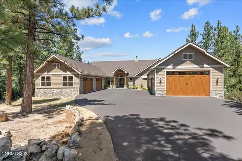 135 Yellow Pine Cir, Reno, NV 89511