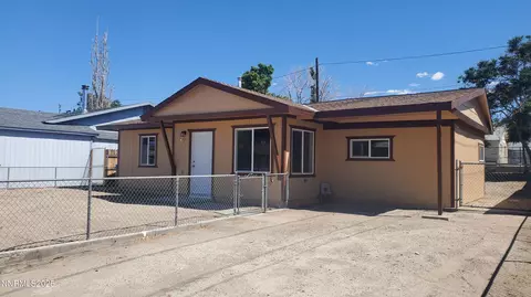 122 Harrison St, Hawthorne, NV 89415
