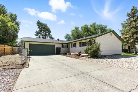 2154 La Hacienda Dr, Sparks, NV 89434