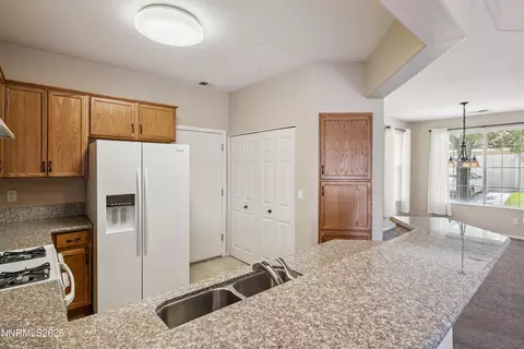 9741 Ripple Way, Reno, NV 89521 photo 12