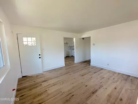 Living - 905 E Taylor St, Reno, NV 89502 photo 1 of 2