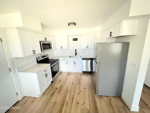 Kitchen - 905 E Taylor St, Reno, NV 89502 photo 1 of 3