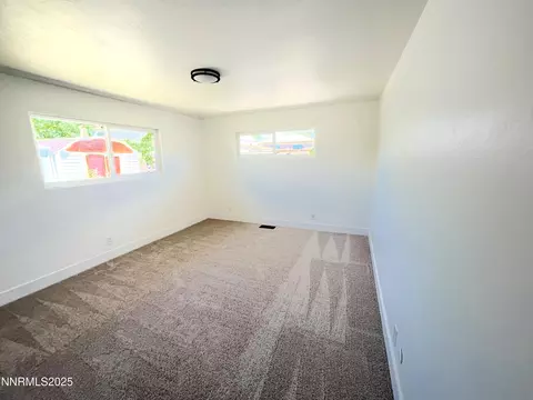 Bedroom - 905 E Taylor St, Reno, NV 89502 photo 3 of 7