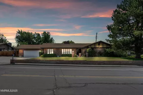 1725 Aquila Ave, Reno, NV 89509