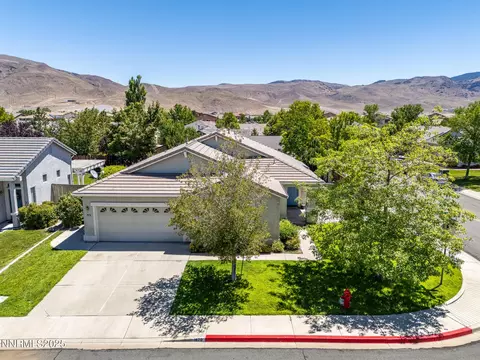 1870 Badlands Dr, Reno, NV 89521