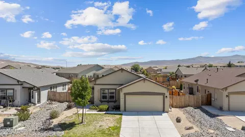 181 Walnut Dr, Fernley, NV 89408