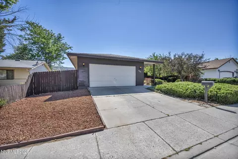 3267 Kitchen Dr, Carson City, NV 89701