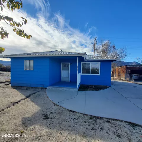 925 Arb St, Hawthorne, NV 89415