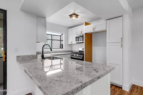 2624 Sunny Slope Dr #11, Sparks, NV 89434
