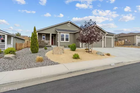 7550 Crest Bluff Ct, Reno, NV 89506