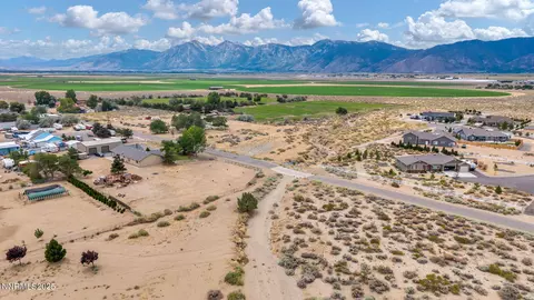 2550 E Valley Rd, Minden, NV 89423 photo 9
