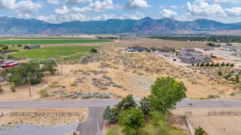 2550 E Valley Rd, Minden, NV 89423 photo 5
