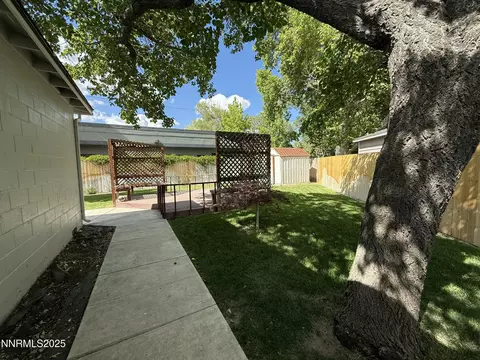 Exterior - 302 Meyer St, Carson City, NV 89703 photo 2 of 4