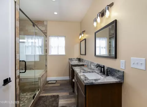 Bath - 4928 Oran Rd, Fallon, NV 89406 photo 2 of 3
