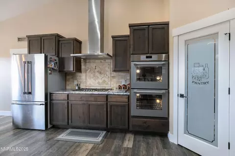 Kitchen - 4928 Oran Rd, Fallon, NV 89406 photo 3 of 3