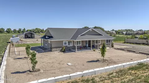 Exterior - 4928 Oran Rd, Fallon, NV 89406 photo 6 of 6