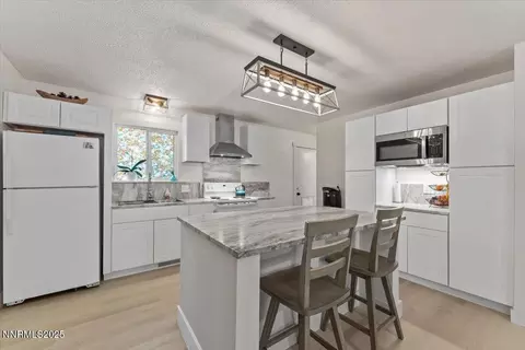 10 Sheridan Way, Sparks, NV 89431