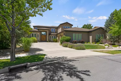 2880 Friar Rock Ct, Sparks, NV 89436