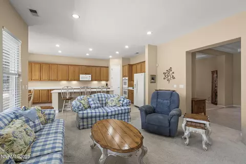 1697 Hearthstone Ct, Reno, NV 89521 photo 11