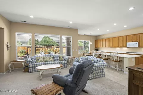 1697 Hearthstone Ct, Reno, NV 89521 photo 8
