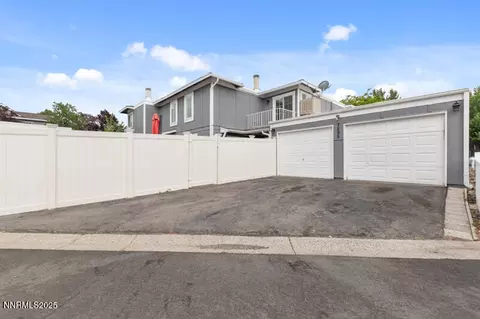 7595 Cumberland Cir, Reno, NV 89511